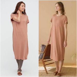Uniqlo Drape Jersey Short Sleeve Dress